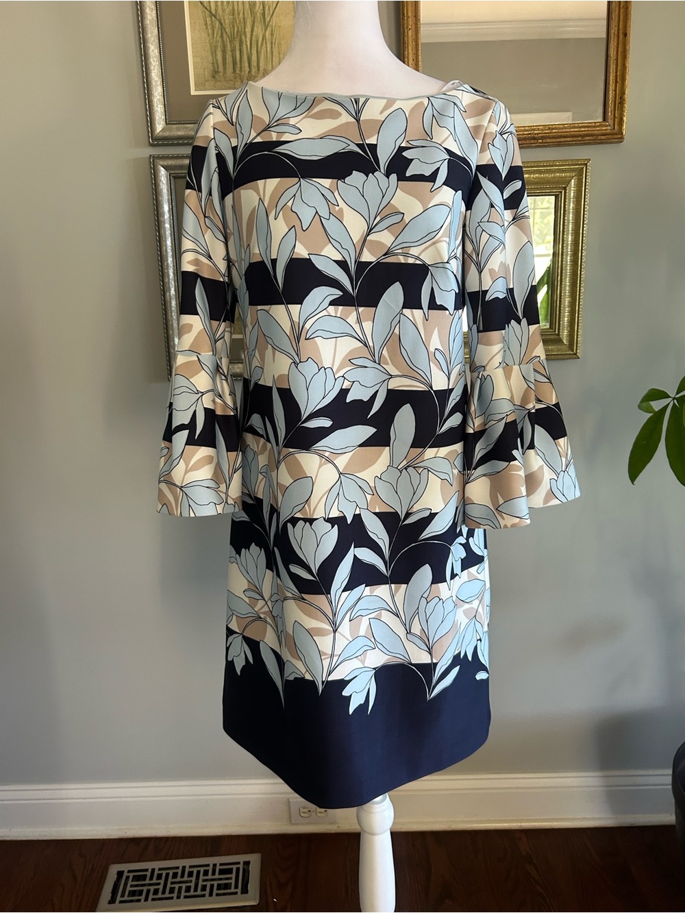 Vince Camuto Navy and Beige Floral Sheath Dress